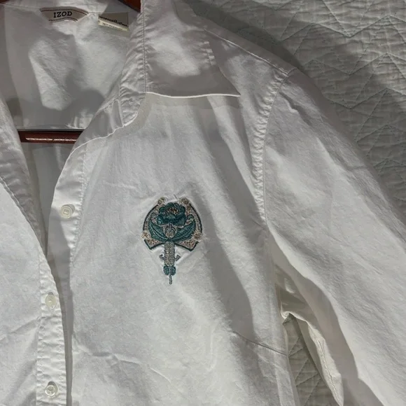 Izod White Button Down Shirt with Blue Embroidery - Picture 3 of 4